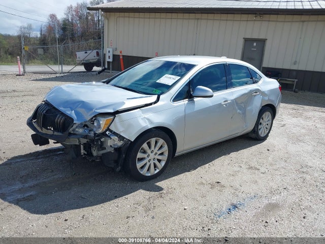 1G4PP5SK8F4174966 Buick Verano