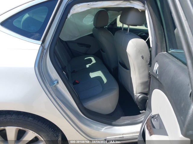 1G4PP5SK8F4174966 Buick Verano