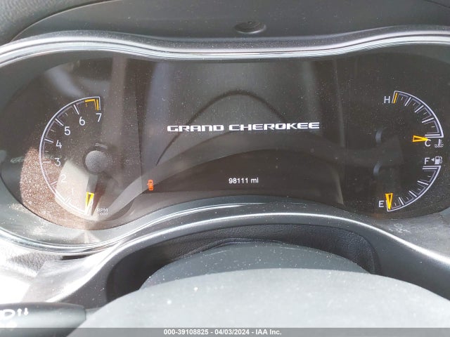 1C4RJEAGXJC197059 Jeep Grand Cherokee Altitude 4x2