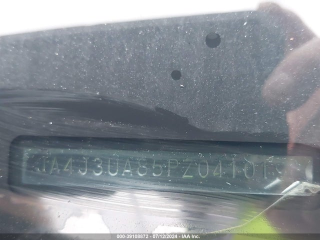 2023 MITSUBISHI OUTLANDER JA4J3UA85PZ041019 Photo 8