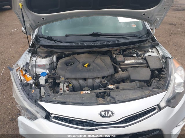 KIA Forte Koup Ex 2016 KNAFX6A81G5647725 Image 10