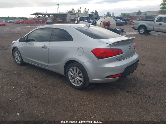 KIA Forte Koup Ex 2016 KNAFX6A81G5647725 Image 3