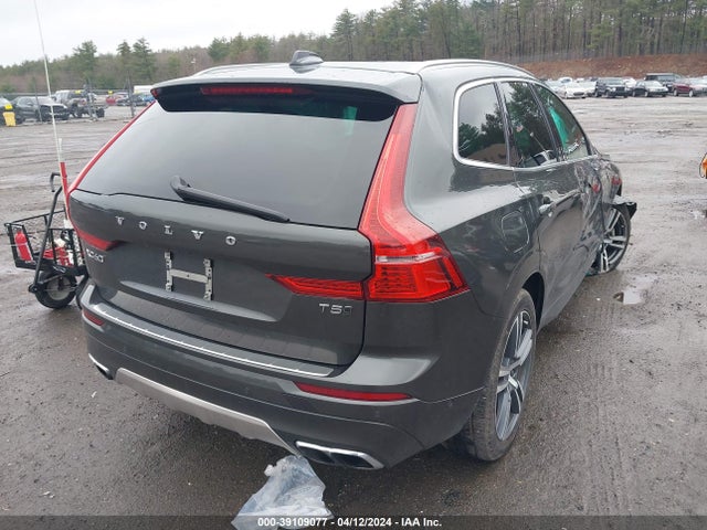 Volvo Xc60 T5 Momentum 2018 YV4102RK7J1075615 Image 4