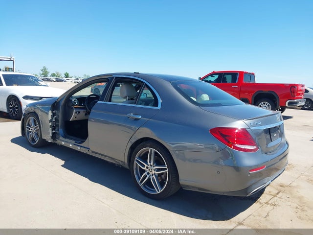 Mercedes-Benz E 300 2018 WDDZF4JB4JA427261 Image 20