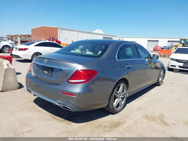 Mercedes-Benz E 300 2018 WDDZF4JB4JA427261 Image 4
