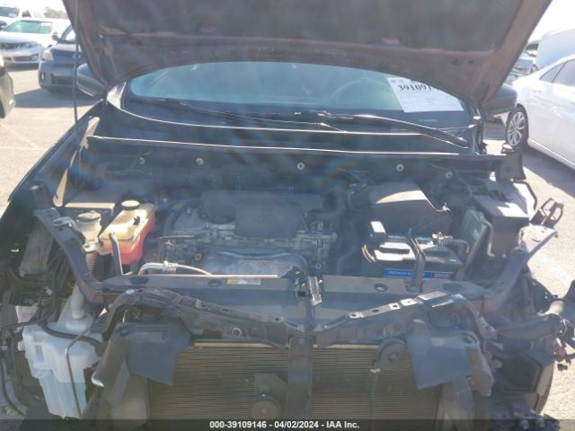 2T3ZFREV3HW320788 Toyota RAV4 LE