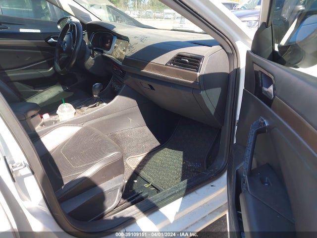 2019 Volkswagen Jetta 1.4t Sel Premium მანქანა იყიდება აუქციონზე, vin: 3VWG57BUXKM002568, აუქციონის ნომერი: 39109151