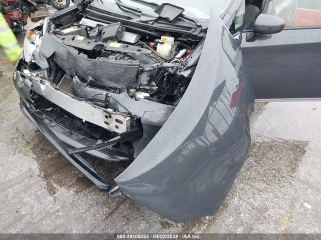 Toyota Prius Four 2015 JTDKN3DU6F1874851 Image 16