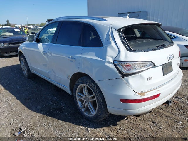 Audi Q5 2.0t Premium 2017 WA1L2AFP4HA095325 Image 3