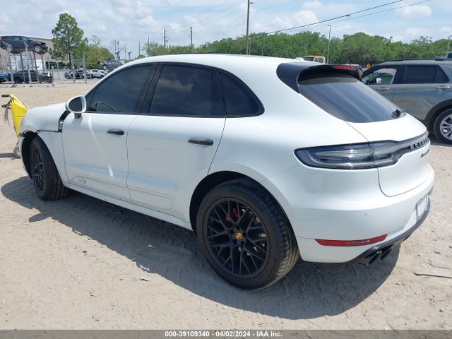 2020 PORSCHE MACAN WP1AG2A51LLB55616 Photo 2