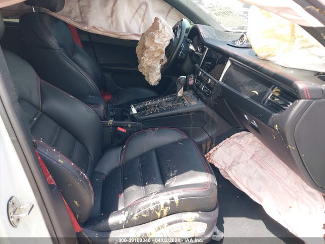 2020 PORSCHE MACAN WP1AG2A51LLB55616 Photo 4