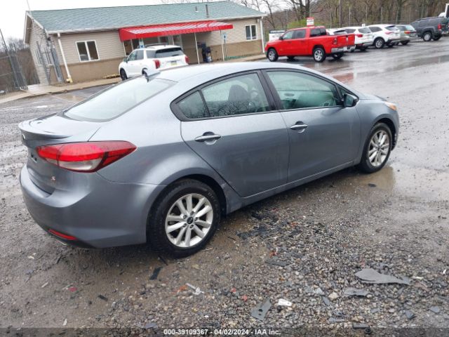 3KPFL4A71HE057816 KIA FORTE S