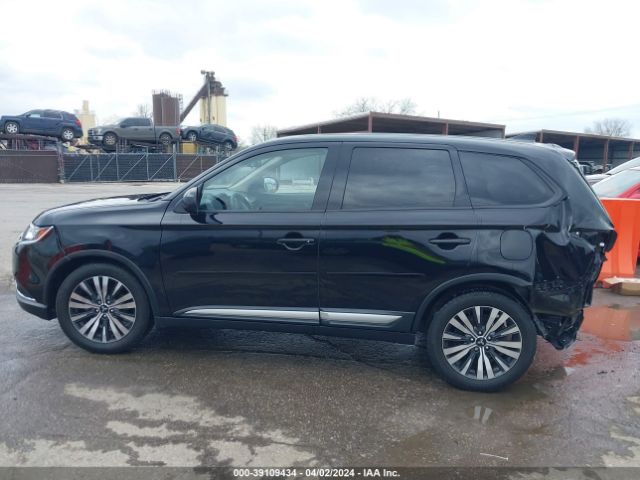 JA4AD2A38KZ010779 Mitsubishi Outlander Es