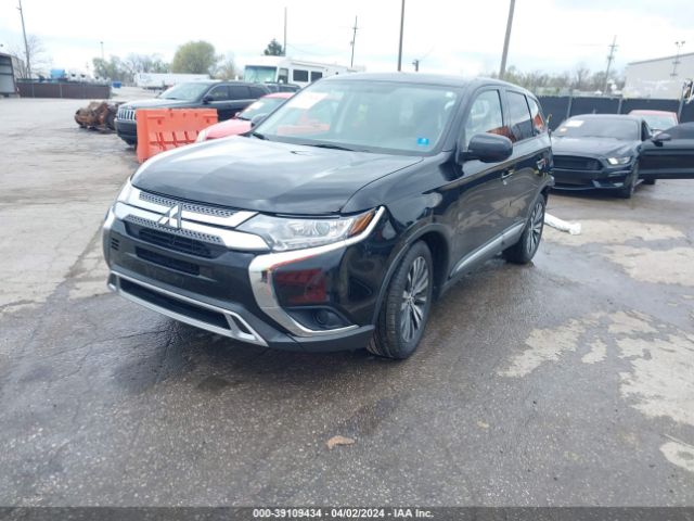 JA4AD2A38KZ010779 Mitsubishi Outlander Es