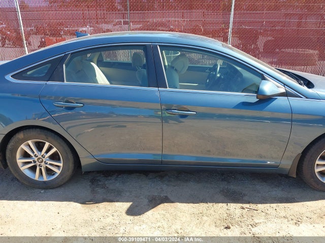 Hyundai SONATA SE 2016 5NPE24AF6GH399214 Image 13