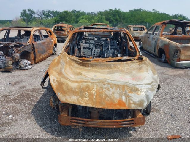 5XYPK4A52JG379475 KIA Sorento 3.3l Sxl