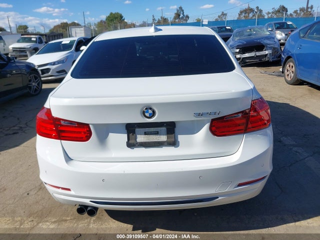 BMW 328I 2015 WBA3C1C56FK120378 Image 16