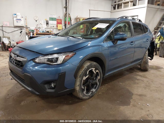 Subaru Crosstrek Limited 2023 JF2GTHMC5PH306133 Image 2