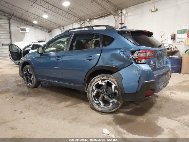 Subaru Crosstrek Limited 2023 JF2GTHMC5PH306133 Image 3