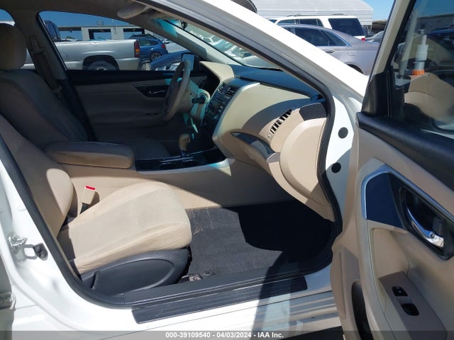 Nissan Altima 2.5 S 2015 1N4AL3AP7FN395420 Image 5