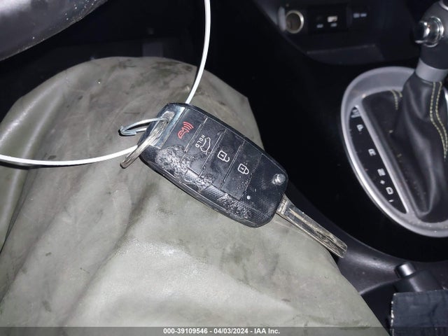 KIA SOUL + 2016 KNDJP3A51G7300837 Image 11