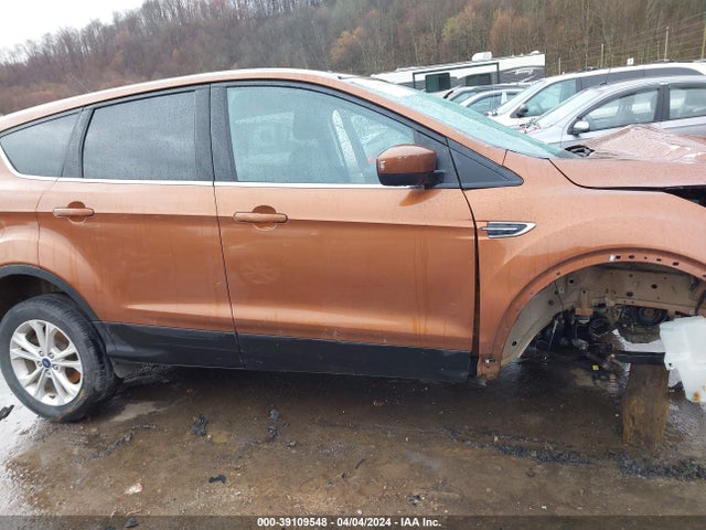 Ford ESCAPE SE 2017 1FMCU9GD9HUC41926 Image 14