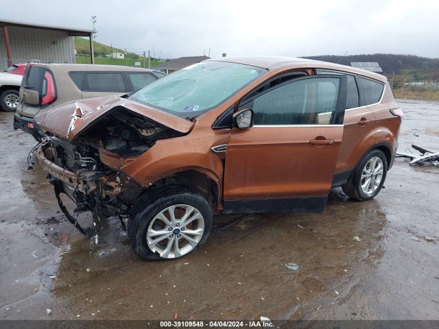 Ford ESCAPE SE 2017 1FMCU9GD9HUC41926 Image 2