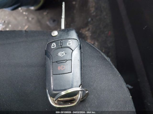 3FA6P0HD8GR405357 Ford FUSION SE
