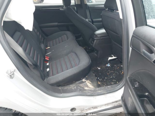 3FA6P0HD8GR405357 Ford FUSION SE