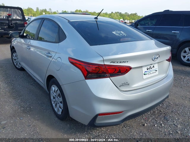 Hyundai ACCENT SE 2019 3KPC24A32KE085280 Image 3