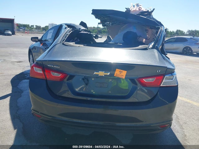 Chevrolet MALIBU LT 2018 1G1ZD5ST9JF124887 Image 16
