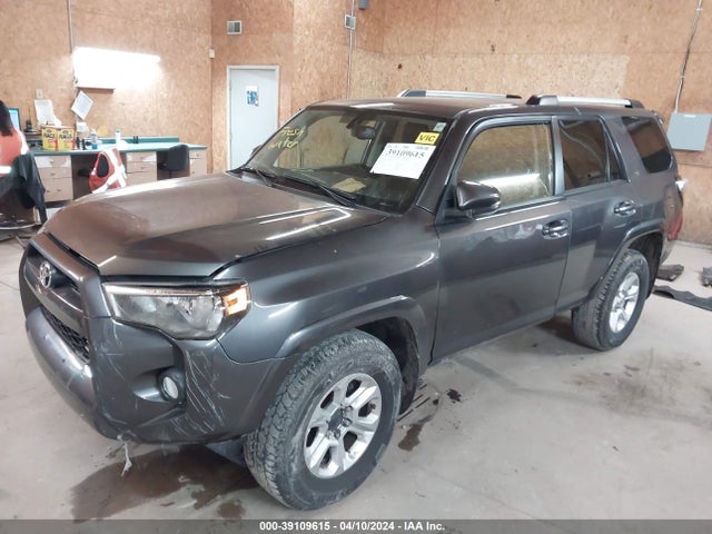 Toyota 4runner Sr5 Premium 2019 JTEBU5JRXK5716669 Image 2