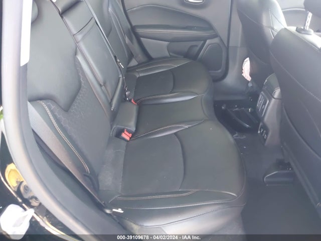 3C4NJCBB8KT685440 Jeep Compass Latitude Fwd