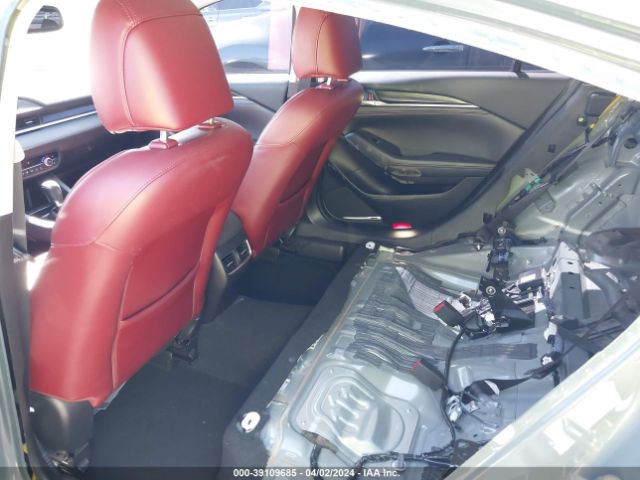 JM1GL1WY9M1613999 Mazda Mazda6 Carbon Edition
