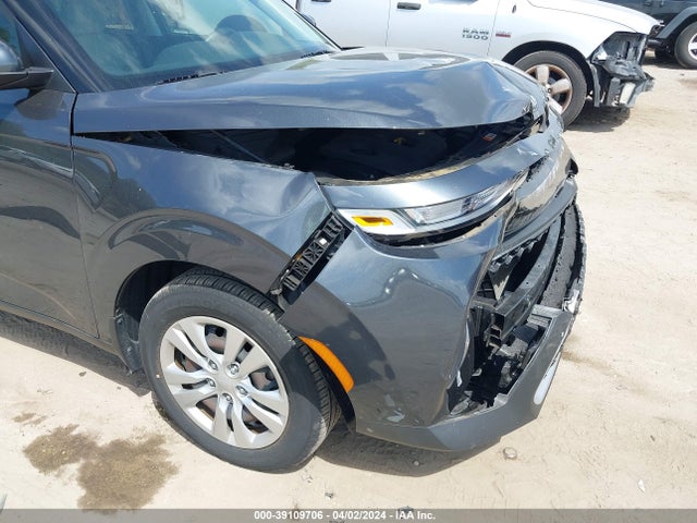 KIA SOUL LX 2020 KNDJ23AU5L7730399 Image 6