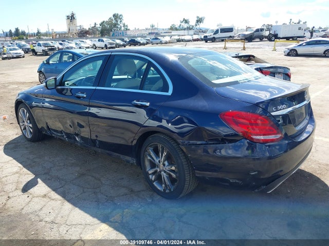 55SWF4KB0FU056351 Mercedes-Benz C 300 4matic/luxury 4matic/sport 4matic