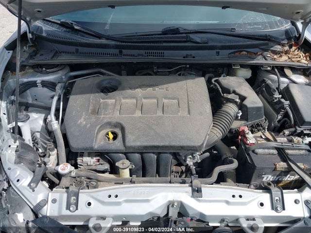 Toyota COROLLA L 2018 5YFBURHE7JP832699 Image 10