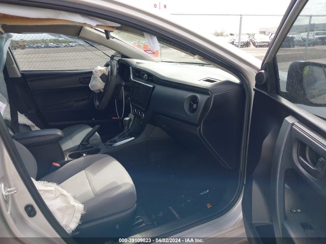 Toyota COROLLA L 2018 5YFBURHE7JP832699 Image 5
