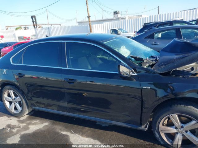 1VWAT7A36FC112481 Volkswagen Passat 1.8t Limited Edition
