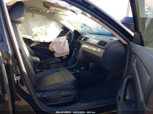 1VWAT7A36FC112481 Volkswagen Passat 1.8t Limited Edition