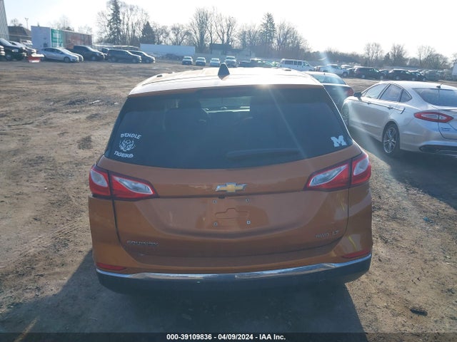 Chevrolet EQUINOX LT 2018 2GNAXSEV7J6351259 Image 16