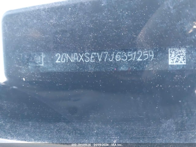 Chevrolet EQUINOX LT 2018 2GNAXSEV7J6351259 Image 9