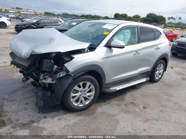 Hyundai TUCSON SE 2019 KM8J23A43KU993034 Image 2