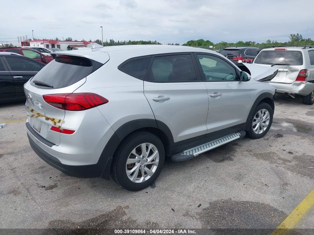 Hyundai TUCSON SE 2019 KM8J23A43KU993034 Image 4