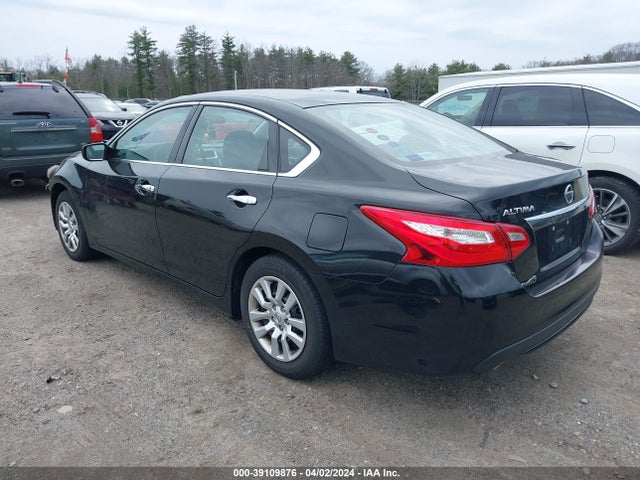 Nissan Altima 2.5 S 2017 1N4AL3AP1HC486892 Image 3