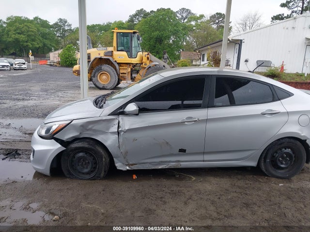 Hyundai ACCENT GLS 2015 KMHCT4AE9FU802551 Image 6