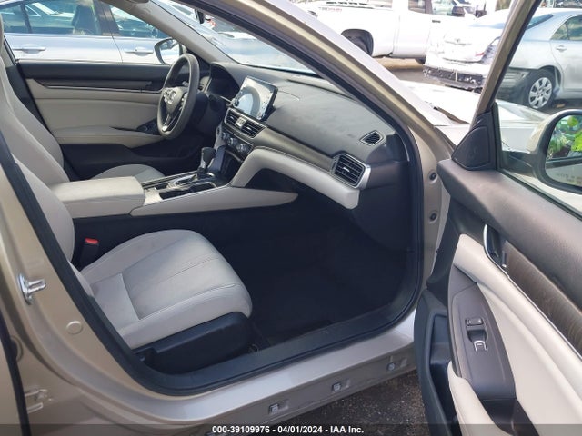 Honda ACCORD EX 2018 1HGCV1F41JA062129 Image 5
