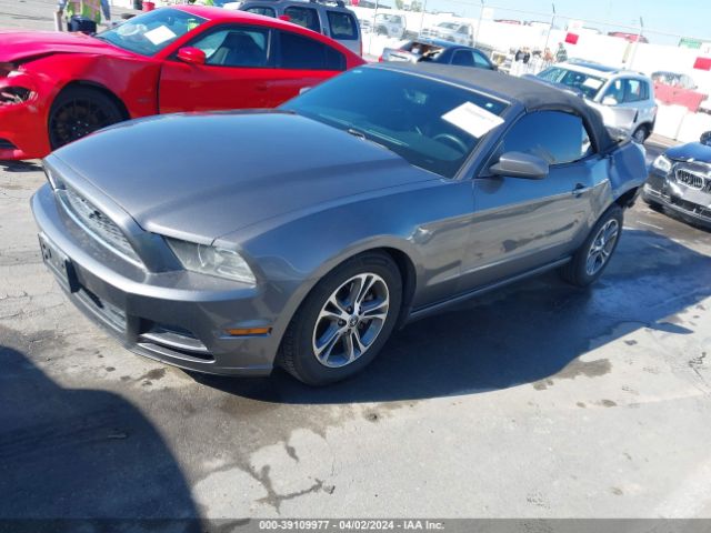 1ZVBP8EM2E5302265 Ford Mustang V6 Premium