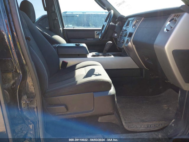 Ford Expedition El Xlt 2017 1FMJK1JT5HEA06495 Image 5