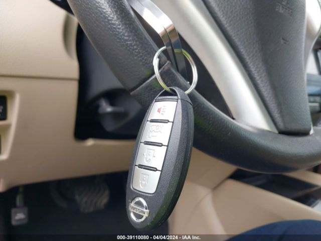 5N1AT2MV0GC758471 Nissan Rogue Sl